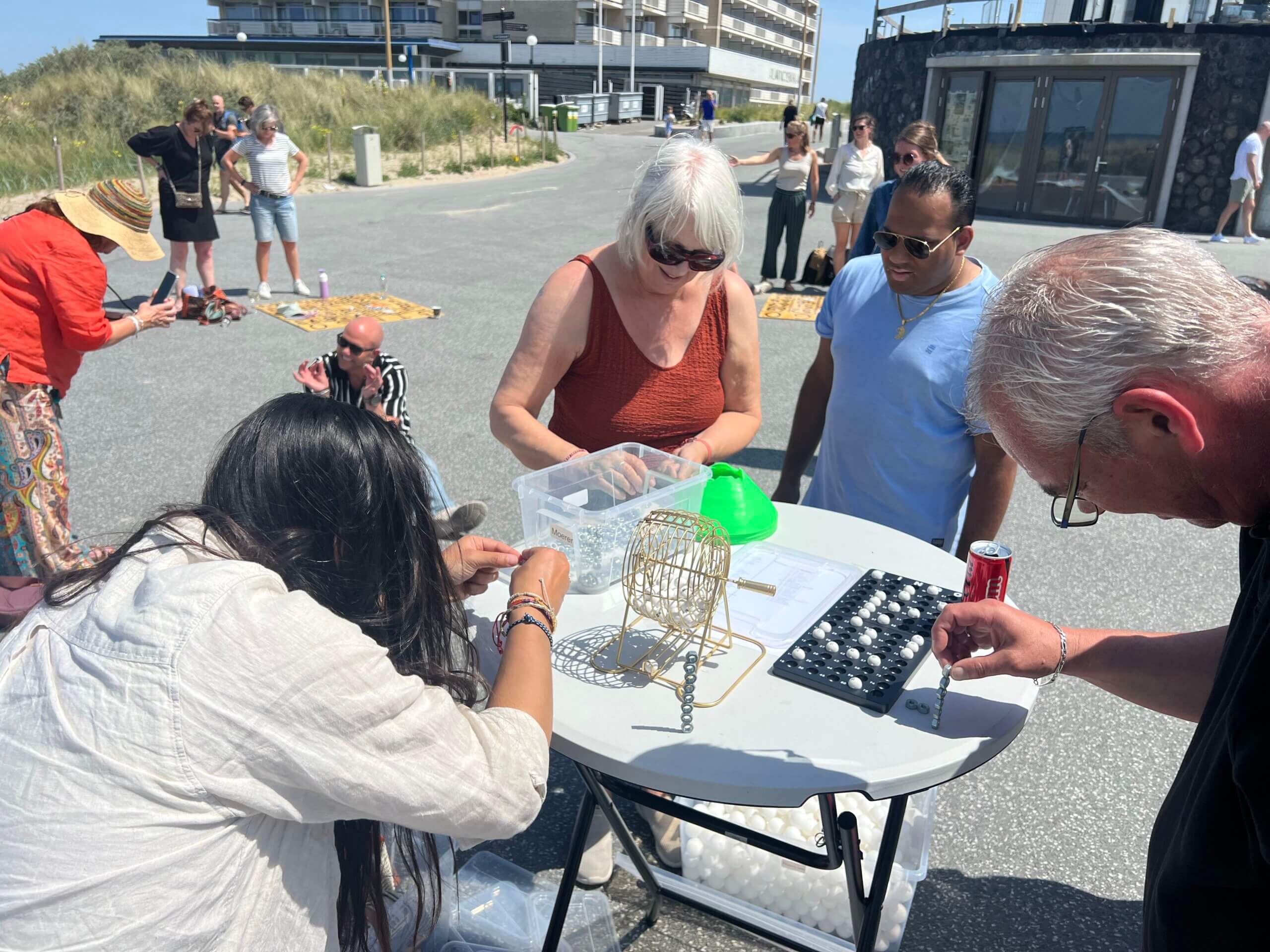 Groepsactiviteit Levend Bingo personeelsuitje Levend Bingo