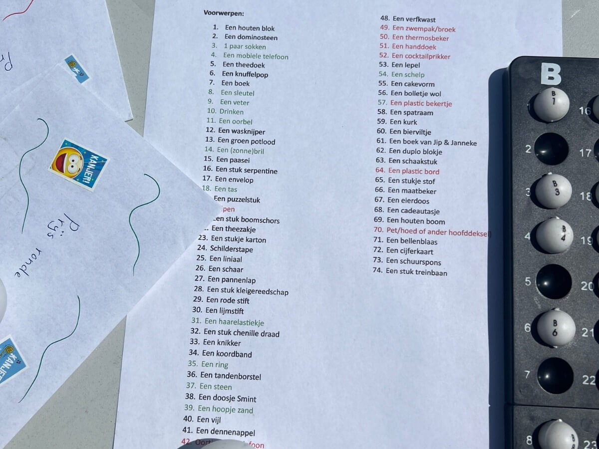 Levend Bingo activiteit in het Westland Levend Bingo activiteit als teamuitje op locatie in Zuid-Holland, georganiseerd door Move For Fun