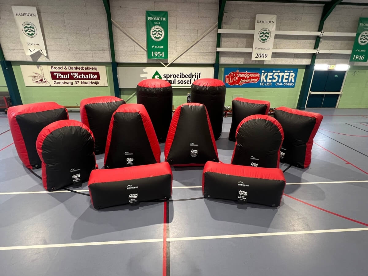 Oplaasbare obstakels voor lasergame en archery tag op locatie Opstakels opblaasbaar voor archery tag en lasergame