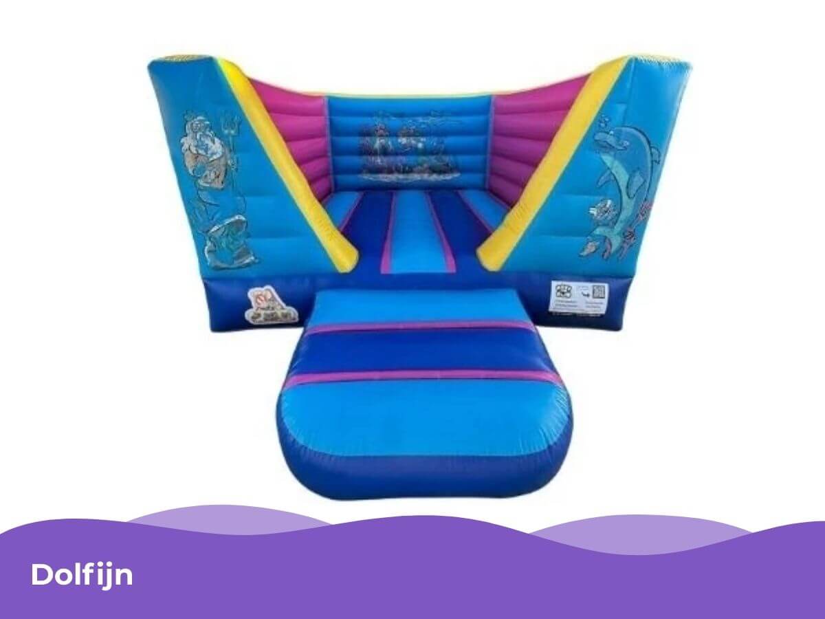 springkussen-dolfijn-mix-feestje-westland Blauw springkussen met dolfijnen tijdens een Mix Feestje kinderfeestje in Westland